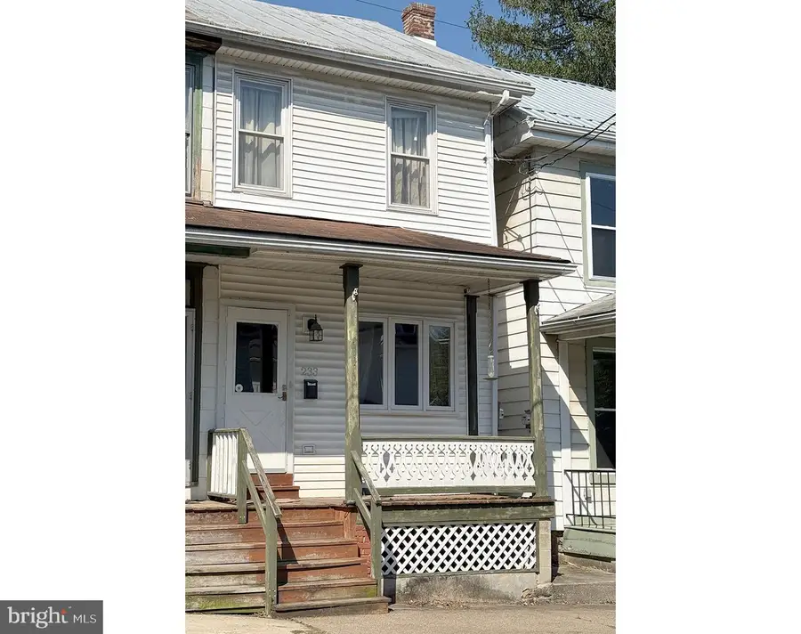 233 N 5th St, Newport, PA 17074 - #3
