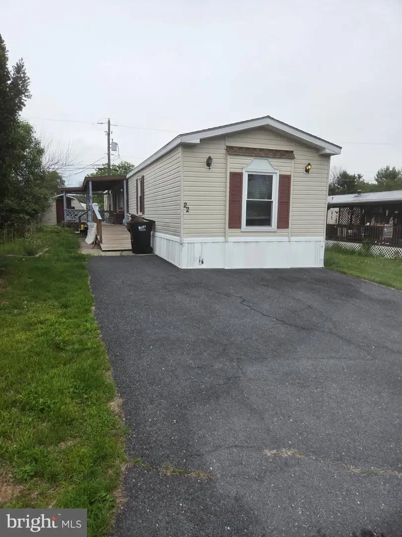 22 Kyra Blvd, New Bloomfield, PA 17068 - #3