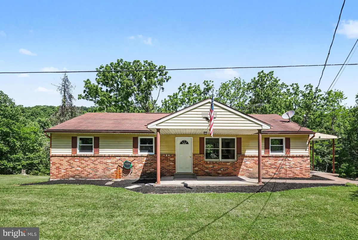 234 Mahanoy Valley Rd, Duncannon, PA 17020 - #1