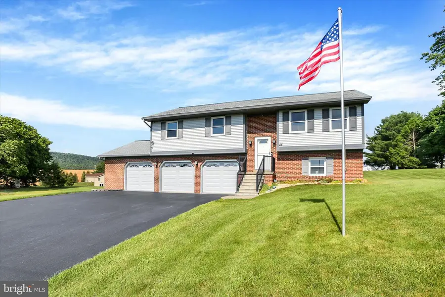 48 Acker Rd, Newport, PA 17074 - #2