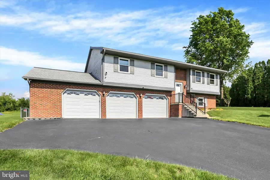 48 Acker Rd, Newport, PA 17074 - #3