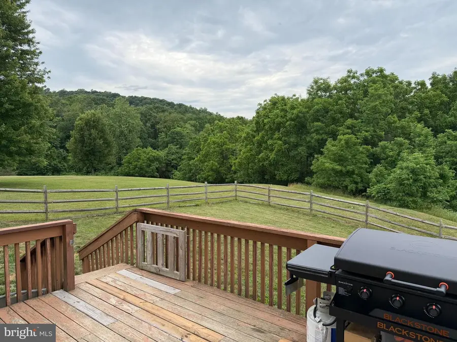 7 Kathryn Dr, Duncannon, PA 17020 - #3