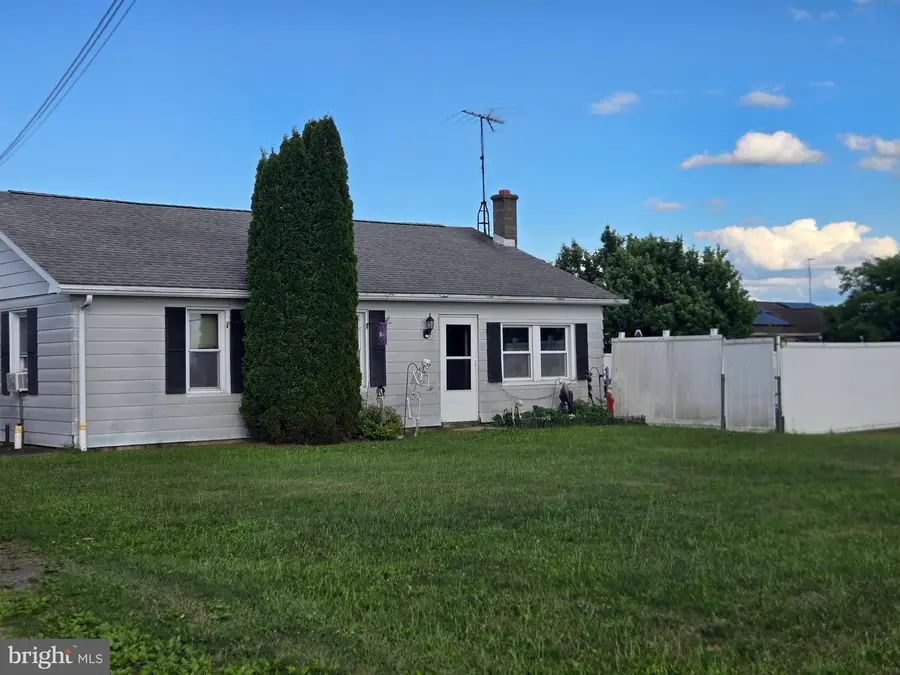 96 Amity Rd, Duncannon, PA 17020 - #2