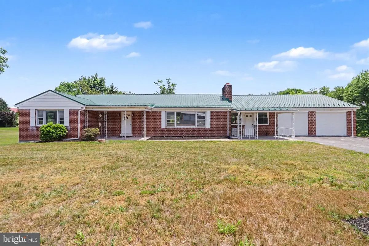 6821 Spring Rd, Shermans Dale, PA 17090 - #1
