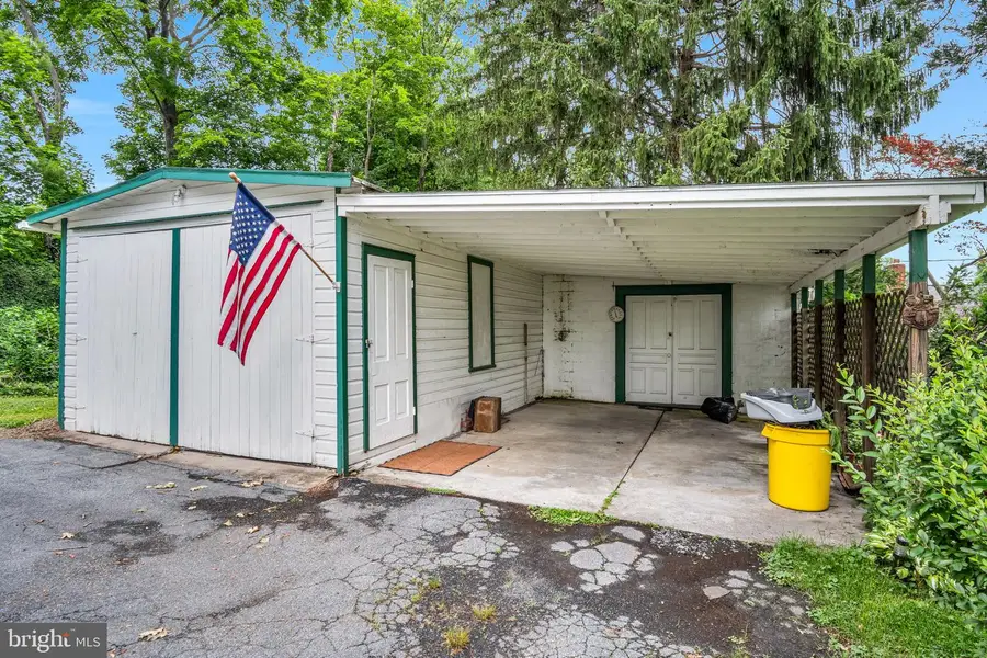 431 N 5th St, Newport, PA 17074 - #3