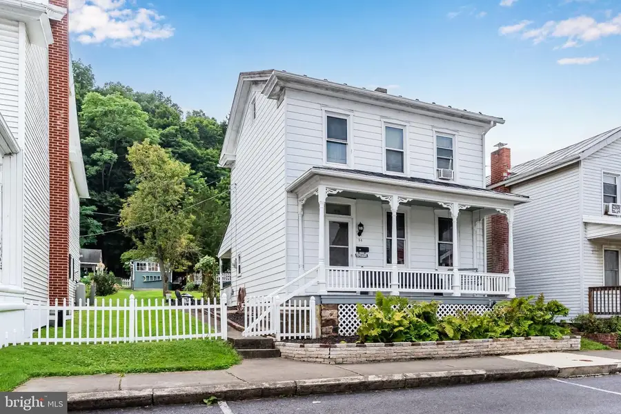 24 S 5th St, Newport, PA 17074 - #2