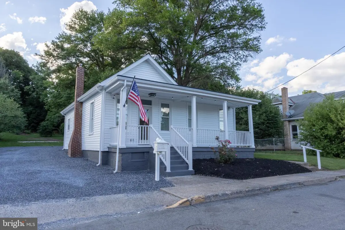 1103 N High St, Duncannon, PA 17020 - #1