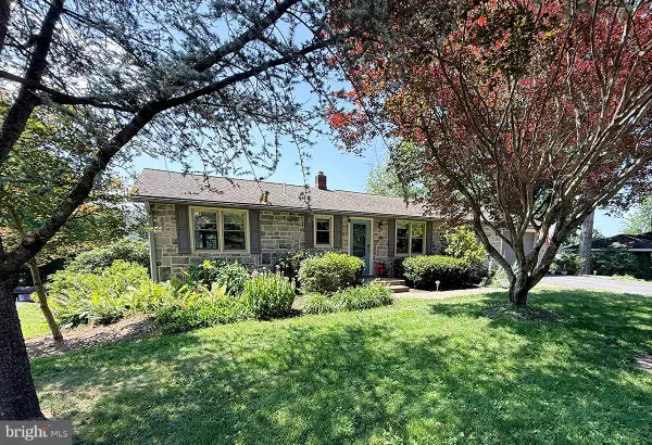 223 W High St, NEW BLOOMFIELD, PA 17068