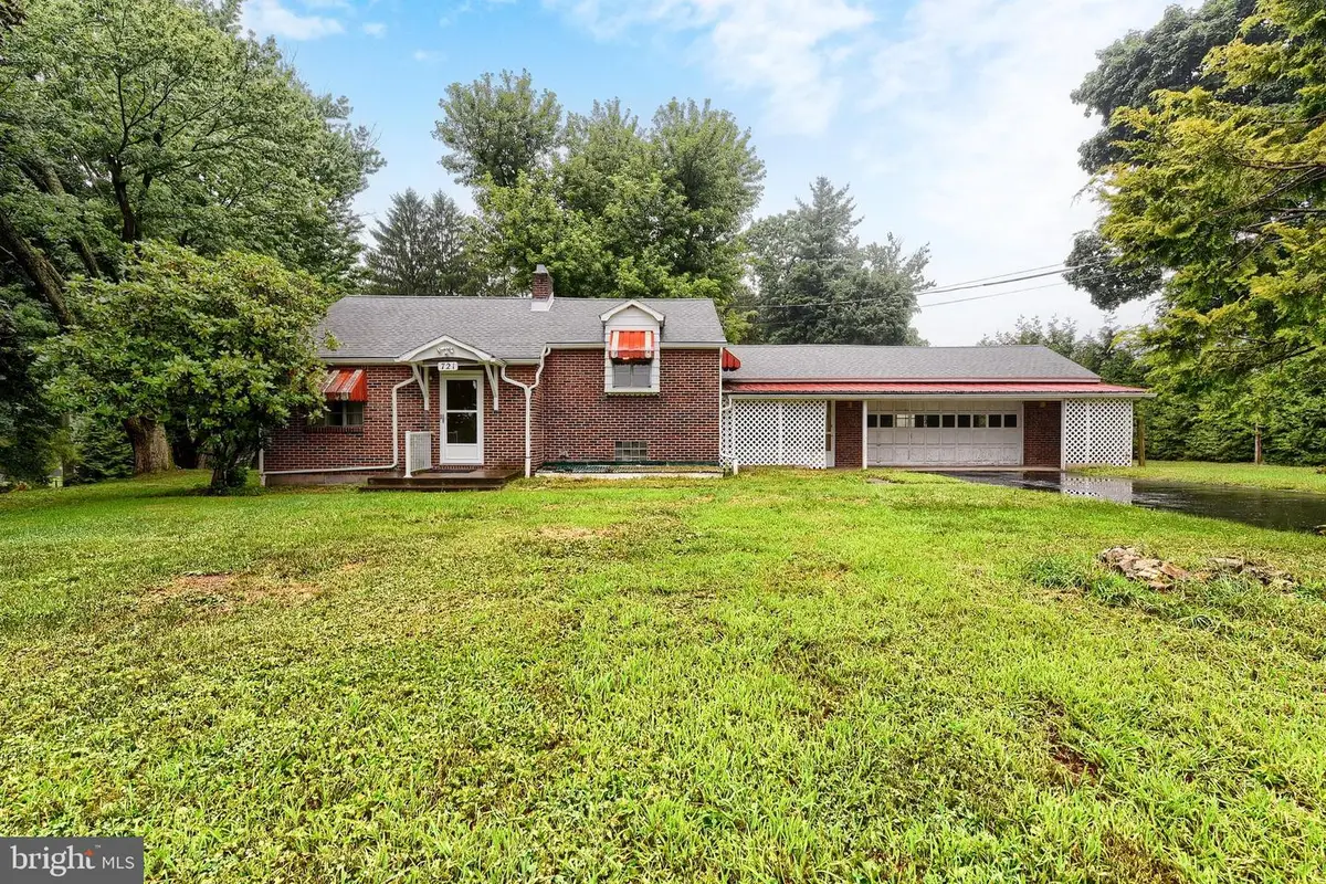 721 Turkey Bird Rd, Newport, PA 17074 - #1