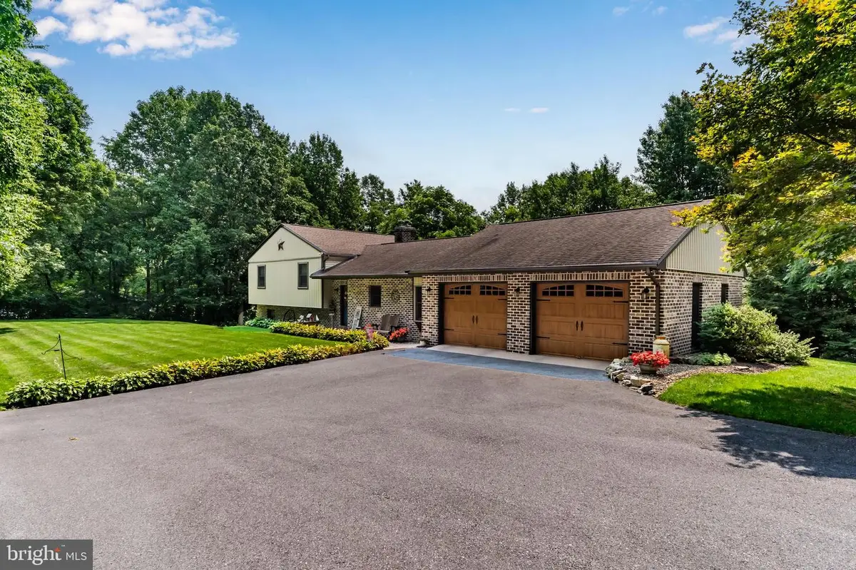 172 Tapeworm Rd, New Bloomfield, PA 17068 - #1