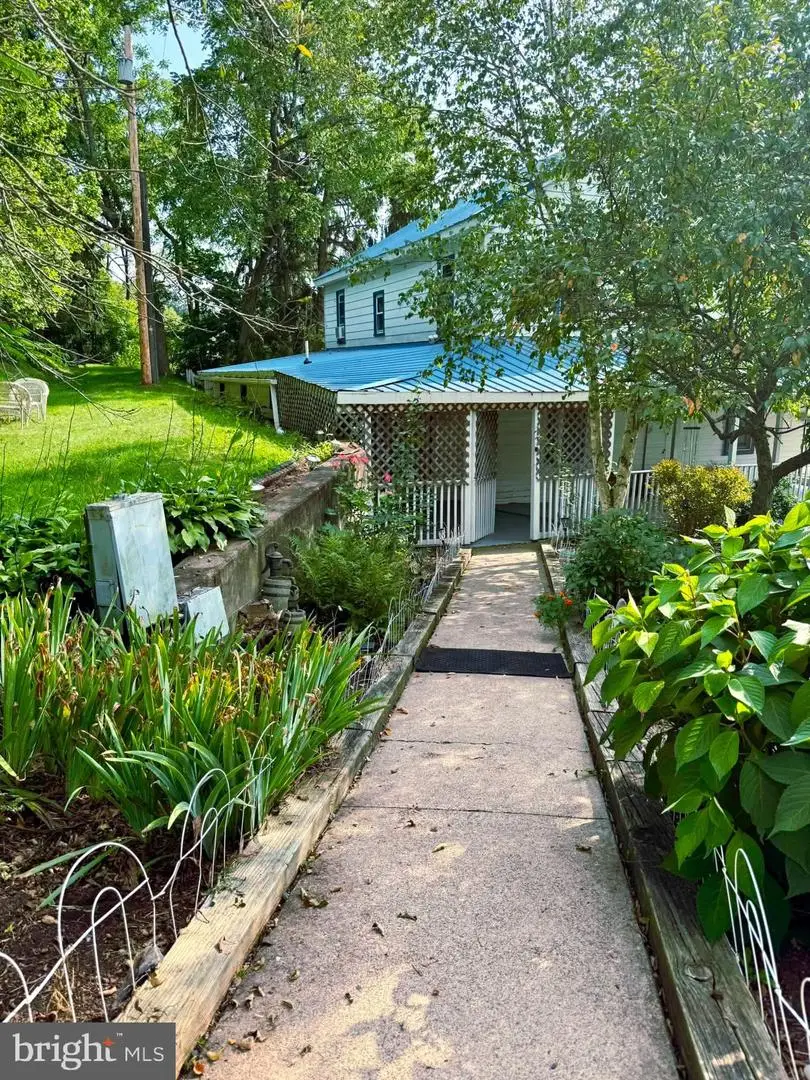 1098 Perry Valley Rd, Liverpool, PA 17045 - #2