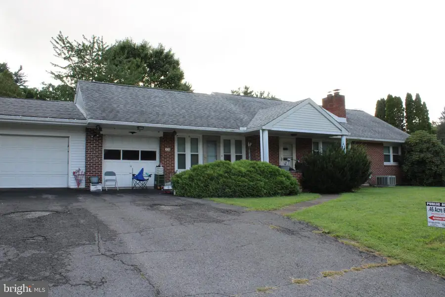235 Creek Rd, Newport, PA 17074 - #3