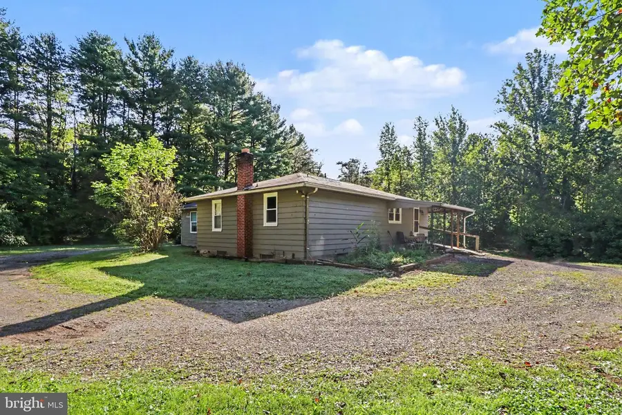 410 Buckwheat Valley Rd, Millerstown, PA 17062 - #3