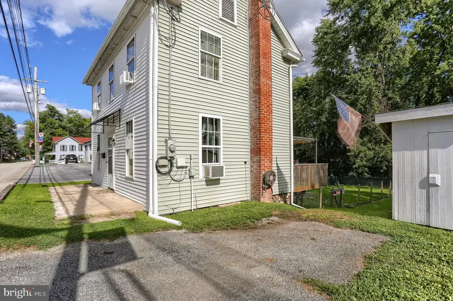 602 N Market St, Duncannon, PA 17020 - #3