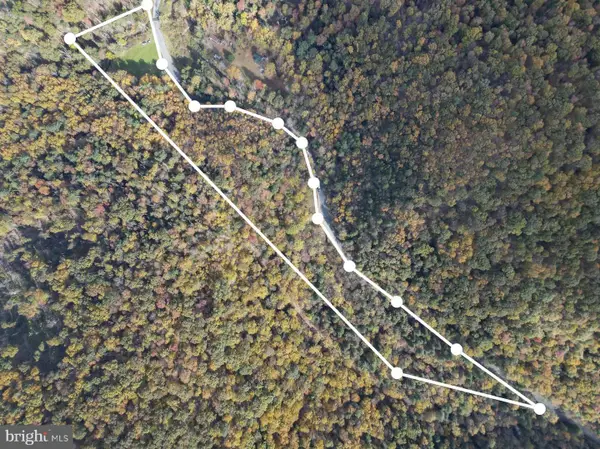 609 Catawissa Rd, TAMAQUA, PA 18252