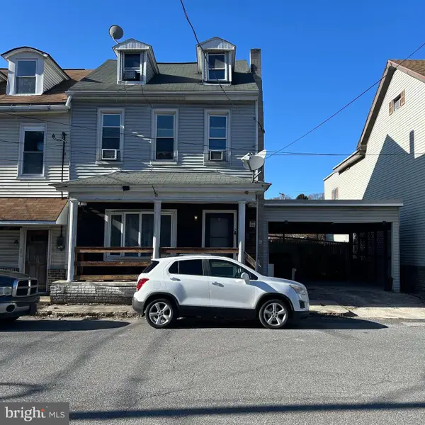 5 E Washington St, PORT CARBON, PA 17965