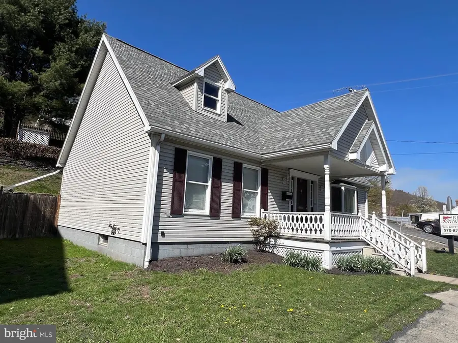 107 W Centre St, Ashland, PA 17921 - Image #3