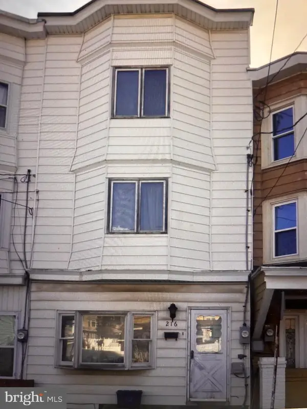 216 E Lloyd St, SHENANDOAH, PA 17976