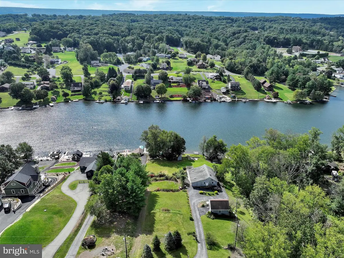 1482 Bearcat Cv, Auburn, PA 17922 - Image #1