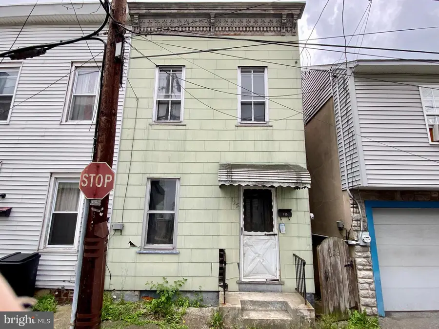 125 Carbon St, Minersville, PA 17954 - Image #2