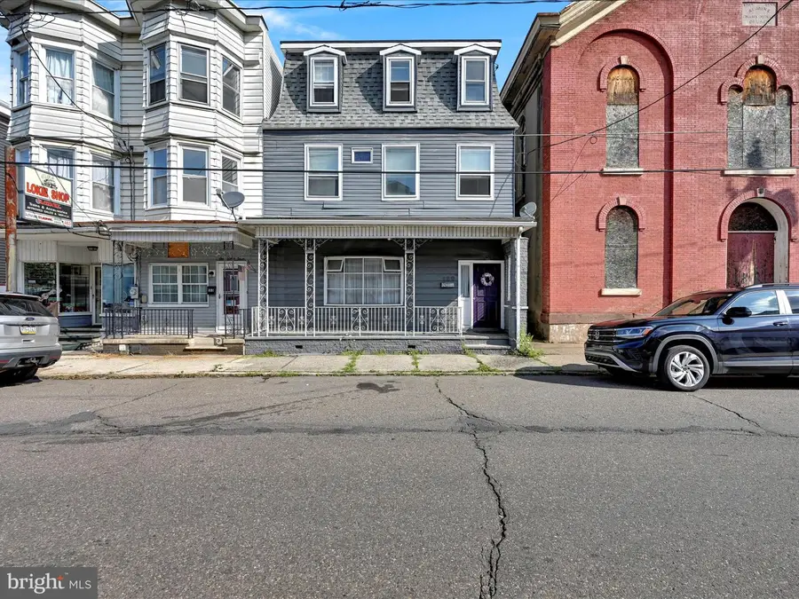 129 W Mahanoy St, Mahanoy City, PA 17948 - Image #2