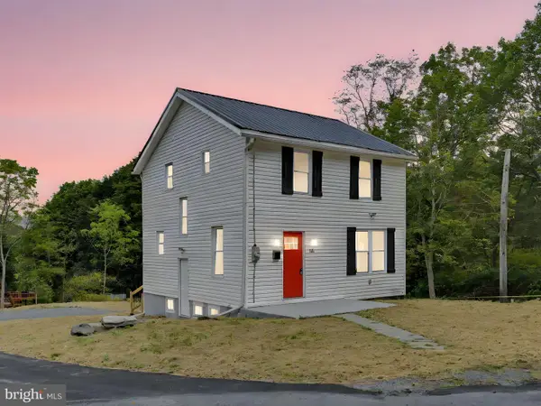 111 Hillside Dr, BARNESVILLE, PA 18214