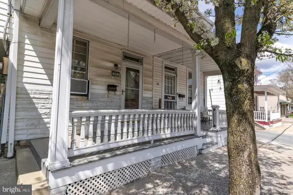 57 E Pottsville St, PINE GROVE, PA 17963