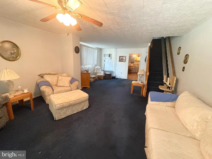 612 W Bacon St, Pottsville, PA 17901 - Image #3