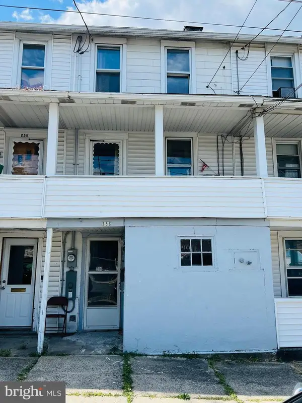 256 5th St, COALDALE, PA 18218