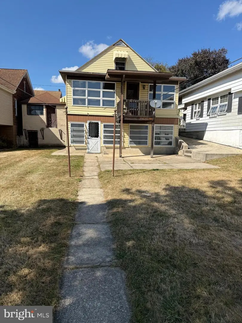 442 W Willing St, Tamaqua, PA 18252 - Image #3