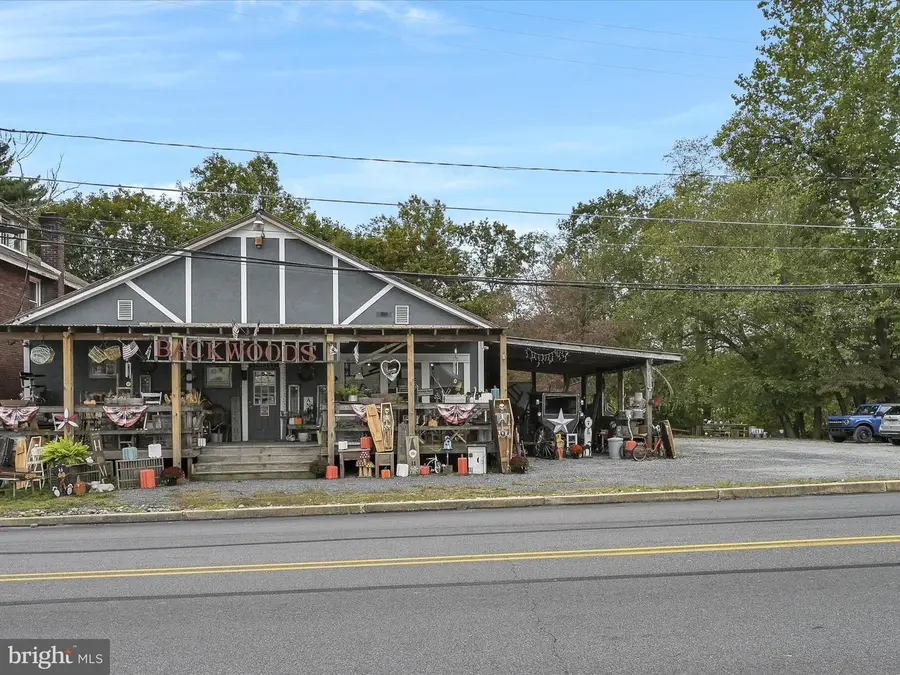 22 Hughes St, New Ringgold, PA 17960 - Image #3