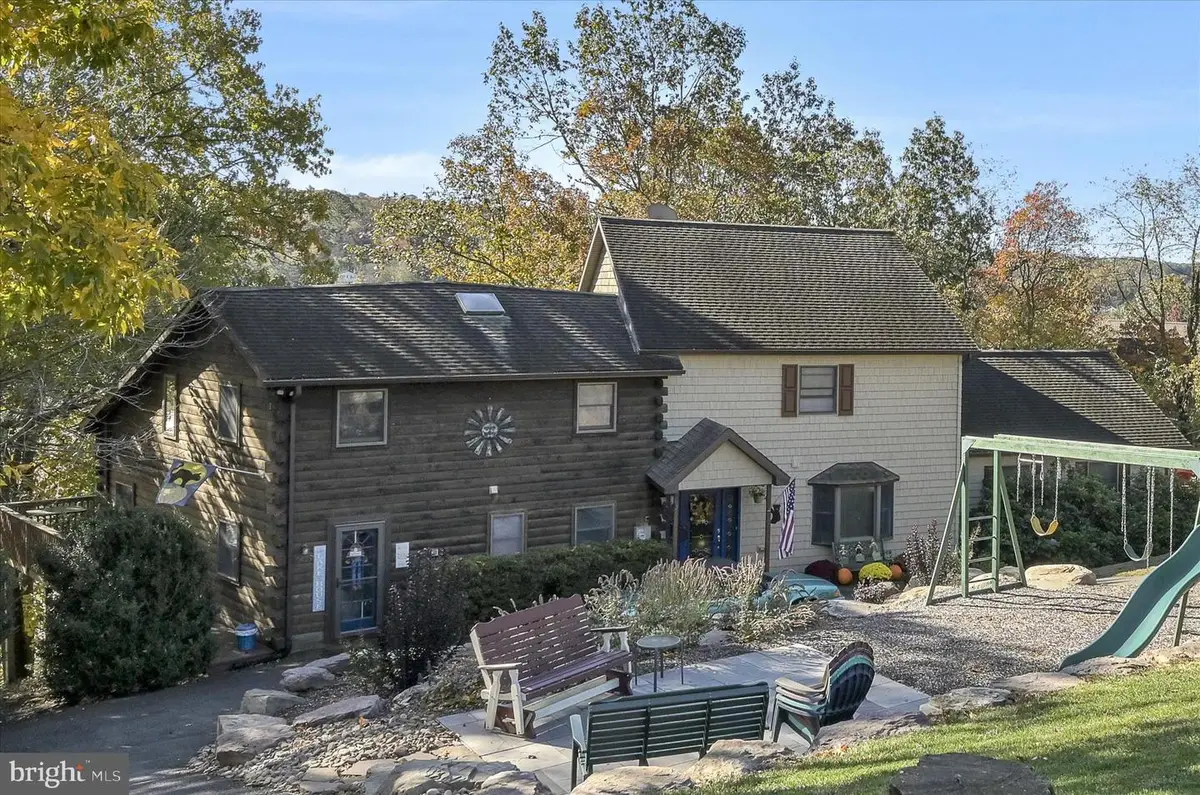 1489 Bearcat Cv, Auburn, PA 17922 - Image #1