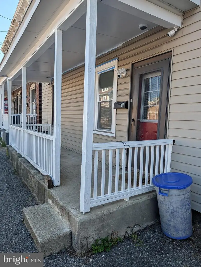 101 S 2nd St, Saint Clair, PA 17970 - Image #2