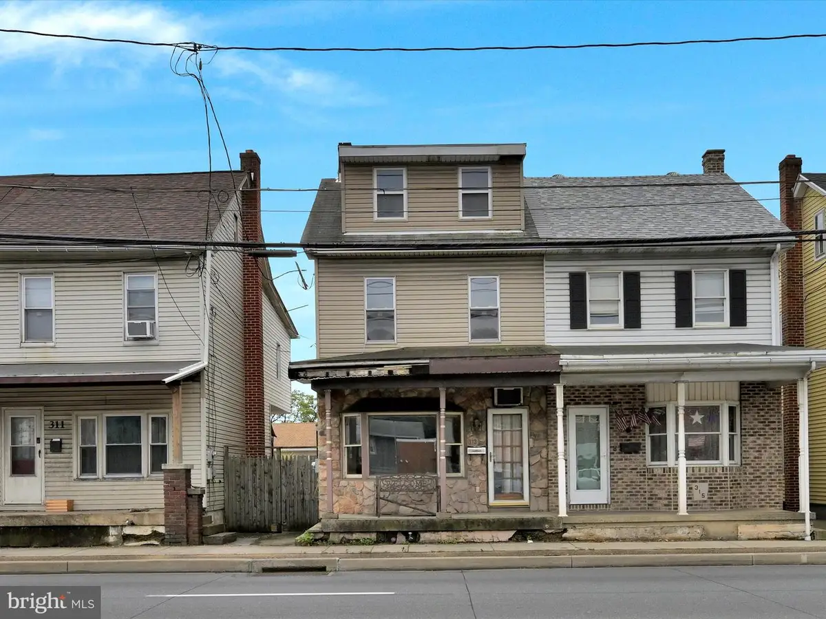 313 Center Ave, Schuylkill Haven, PA 17972 - Image #1