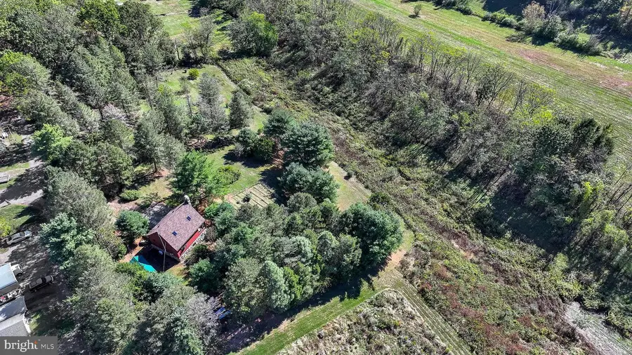 60 S South St, Lavelle, PA 17943 - Image #2