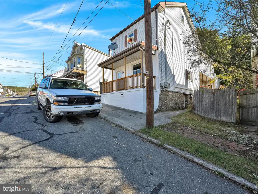 21 Market St, Tamaqua, PA 18252 - Image #2