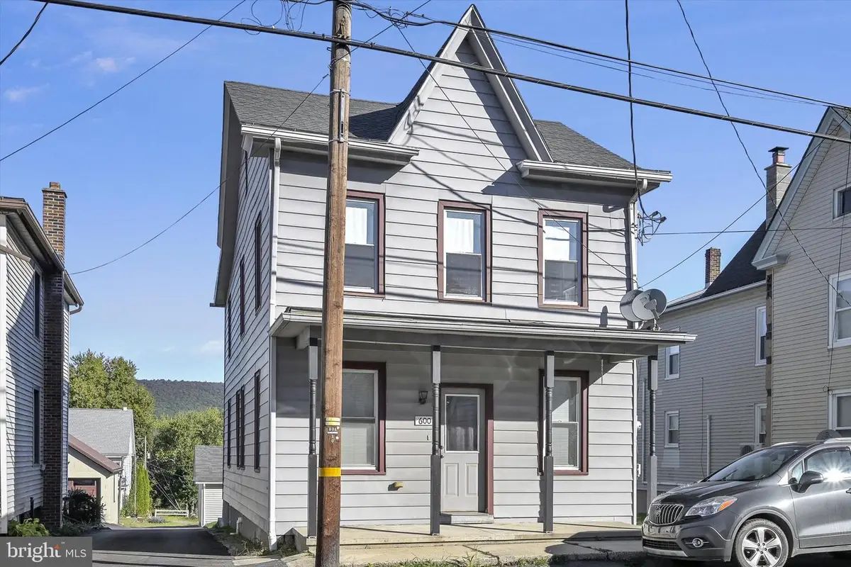 600 E Main St, Hegins, PA 17938 - Image #1