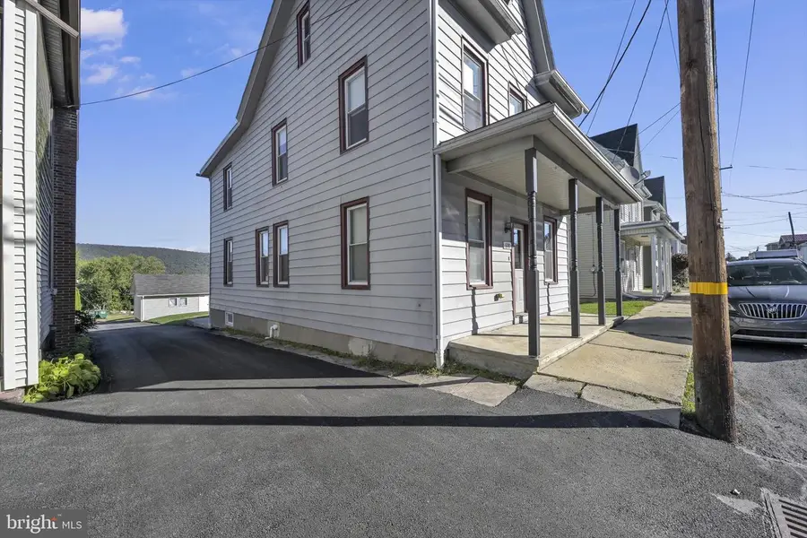 600 E Main St, Hegins, PA 17938 - Image #3