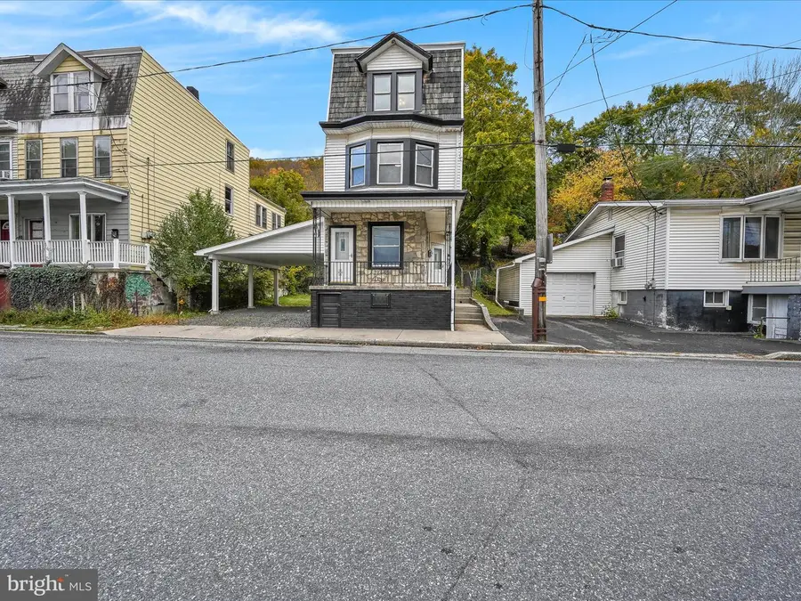 344 E Bacon St, Pottsville, PA 17901 - Image #3