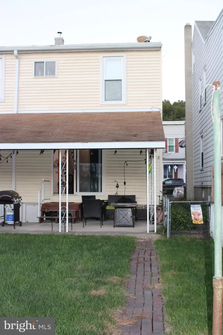 320 S Mill St, Saint Clair, PA 17970 - Image #3