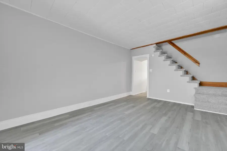 217 W Mahanoy, Mahanoy City, PA 17948 - Image #2