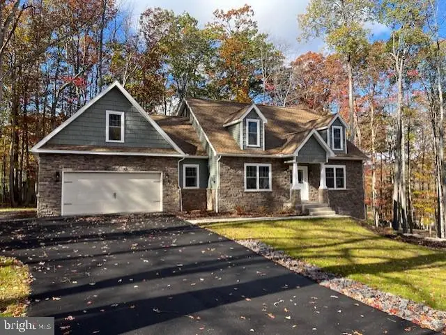 5 Tioga Dr, Hazleton, PA 18202 - Image #1