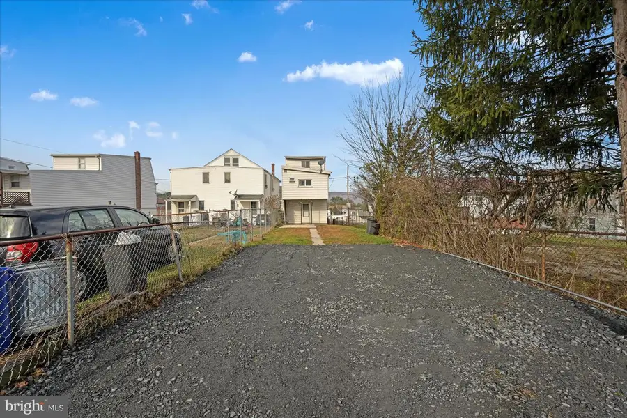 423 Lytle St, Minersville, PA 17954 - Image #3