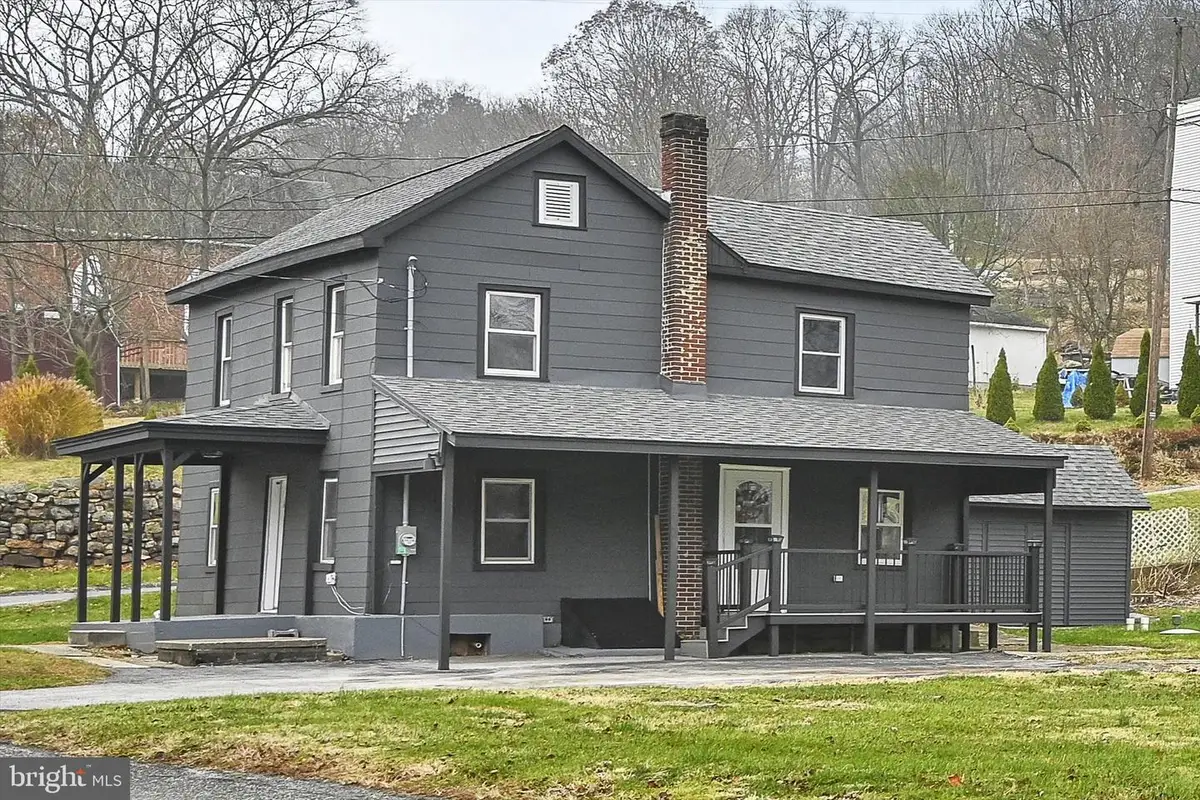 1021 Schuylkill St, Port Clinton, PA 19549 - Image #1