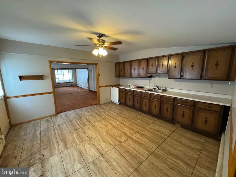 4 Trenton, Mahanoy City, PA 17948 - Image #3