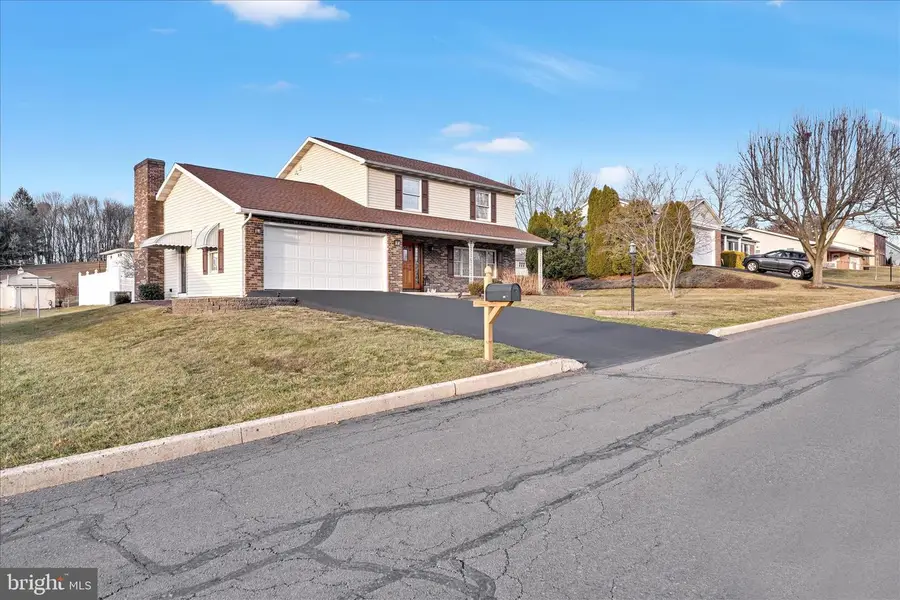 611 N Orchard Ave, Schuylkill Haven, PA 17972 - Image #3