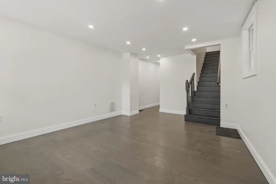 17 E Main St, Tremont, PA 17981 - #3