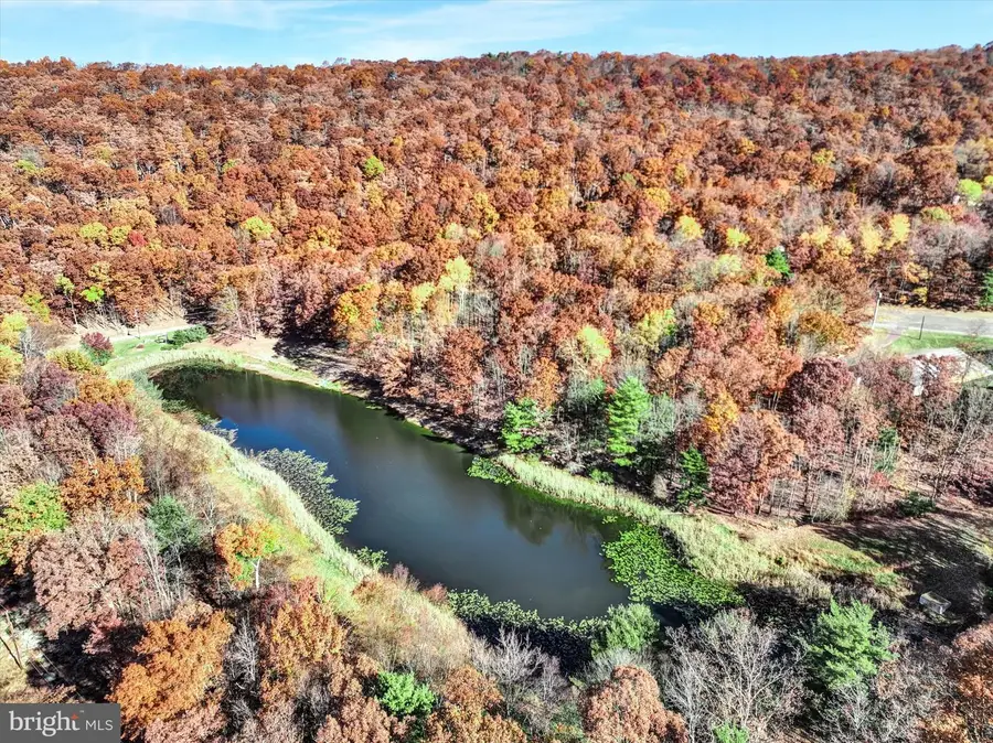 330 Whiteface Circle, Zion Grove, PA 17985 - Image #3