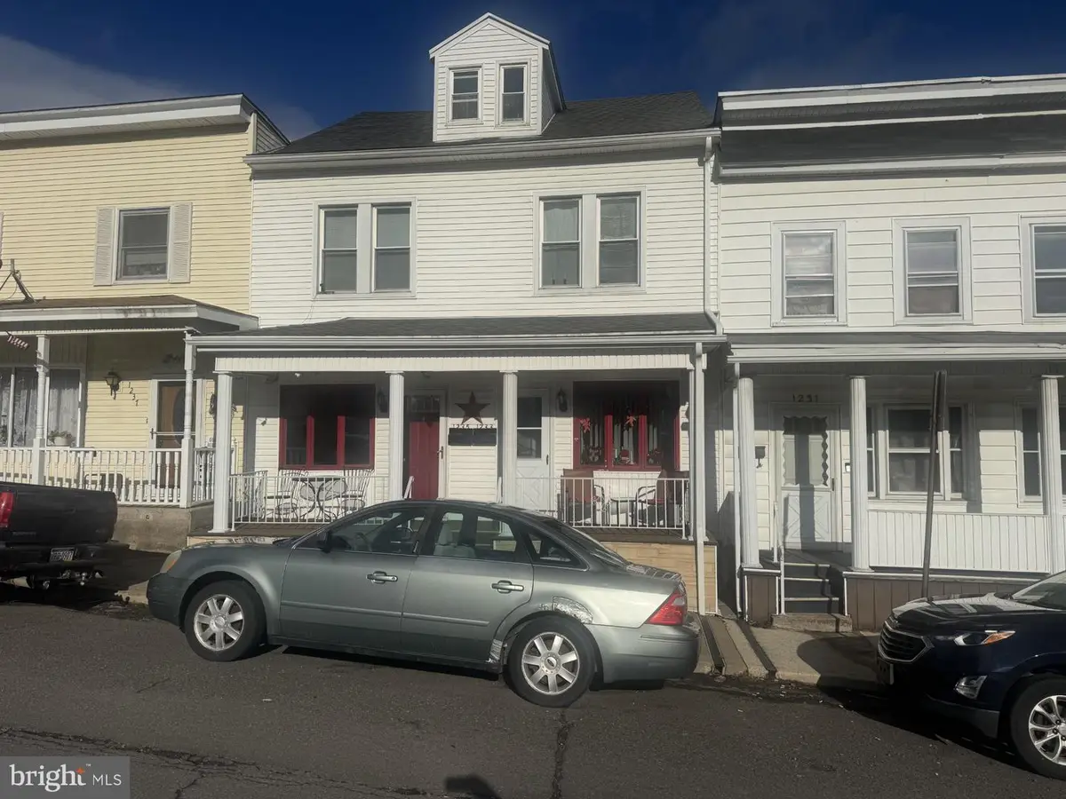1233 W Walnut St, Ashland, PA 17921 - Image #1