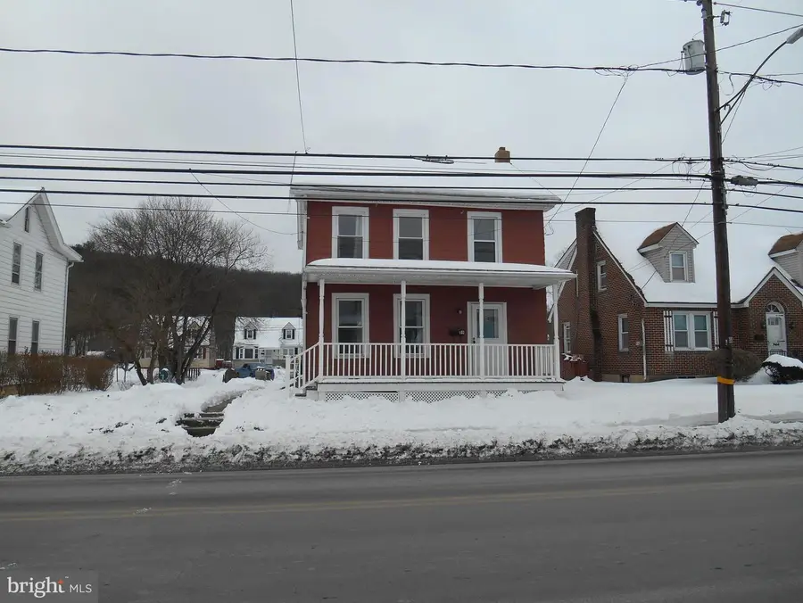 89 N Tulpehocken St, Pine Grove, PA 17963 - #2